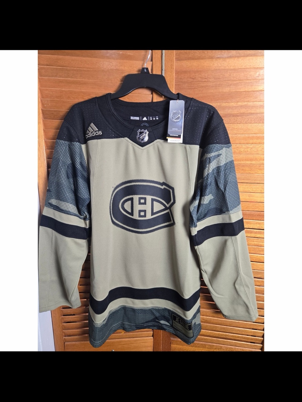 Montreal Canadiens Adidas Military Appreciation Hockey Jersey Mens 42